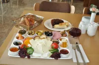 Ramada by Wyndham Iskenderun - breakfast
