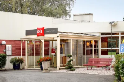 ibis Charleville-Mezières Hôtels à proximité de : Relais de la Poste aux Chevaux de Launois-sur-Vence