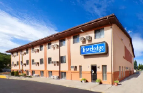 Travelodge by Wyndham la Porte/Michigan City Area