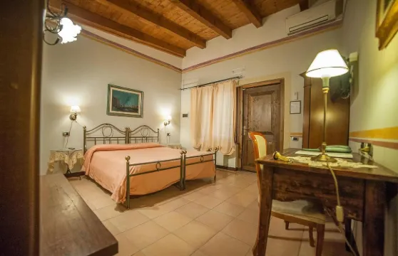 埃爾芬特公園酒店