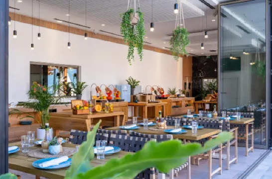 Monte Palm Beach Отели рядом с достопримечательностью «Церковь Святого Михаила»