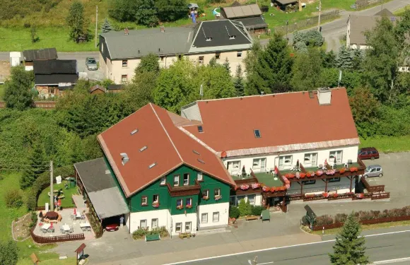 佐塔塔爾菲林酒店