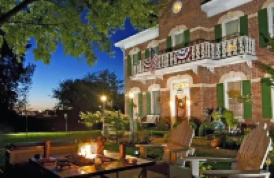 Cloran Mansion Bed & Breakfast