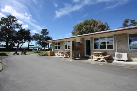 Waikanae Beach Top 10 Holiday Park