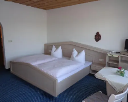 Hotel am See Hotels in Roding