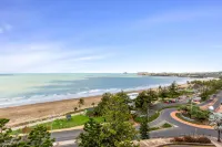 Bayview Tower - Ocean View