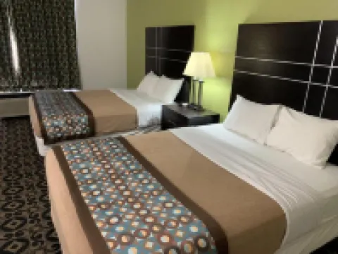 King's Inn Hotels in Torrington