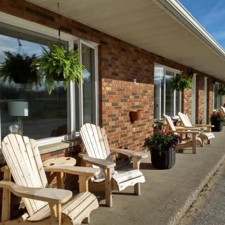 Wayside Motel Manitoulin