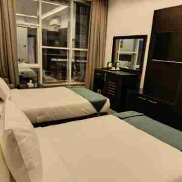 Hill Top Muscat Rooms