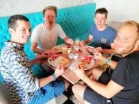 HOSTEL LA ANTIGUA CAPSULA - Desayuno