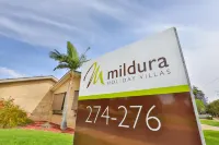 Mildura Holiday Villas Hotels near Enchanted Treehouse
