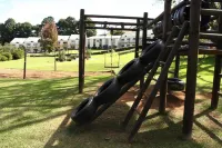蒙特奧克斯德拉肯斯堡度假村 - 親子