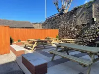 The Harbour Inn