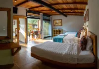 Las Terrazas de Dana Boutique Lodge & Spa Hotels in Mindo