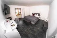 Landhotel Grabinger Hotels in Schwasdorf
