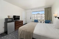 Eden Roc Motel