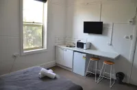 Manly Beach Guesthouse