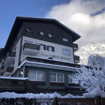 Hotel Larice Bianco