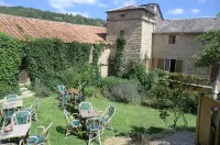 Domaine d'Alcapiès Hotels in Saint-Jean-d'Alcapies