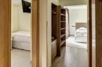 Hotel Duchess Hotels near Retail Park Varna