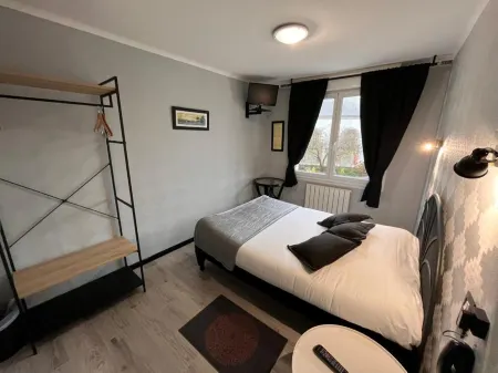 Hôtel des îles Отели рядом с достопримечательностью «Camping l'Escale»