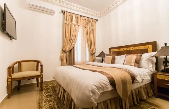 荷莫妮亞住宅酒店