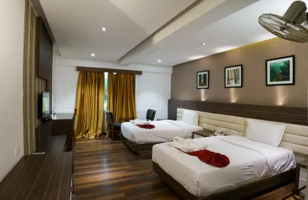Emarald Hotel Calicut Отели рядом с достопримечательностью «S.M. Street»