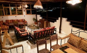 Red Carpet Surf Camp Surf , Work & Connect