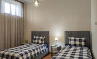 Harmonia Garden GastroYard&Hotel - Housity