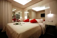 Motel Flamingo فنادق في ماتوسينهوس