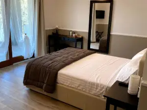 Foresteria Green House 1