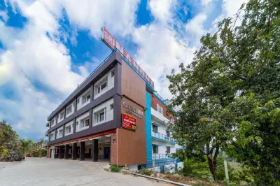 Sri Nandha Luxury Comforts Hotels near Balaji Temple Rd