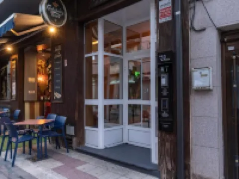 Hostal Julio Cesar Hotels in Comarca de Leon