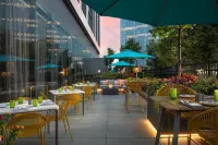 The Watermark Hotel - breakfast