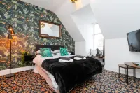 Carlton Hotel Hotels in 