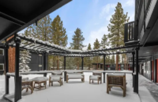 太浩湖安布薩多汽車旅館