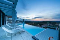 Suite 28 Hotels in Treilles