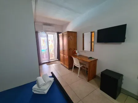 Sensi Hotel Отели в г. Марсашлокк