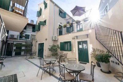 Apartments Korta Hotel a 