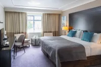 Shamrock Lodge Hotel Hotels near Church of Saints Peter & Paul