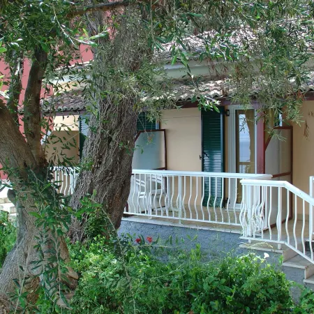 Oasis Hotel