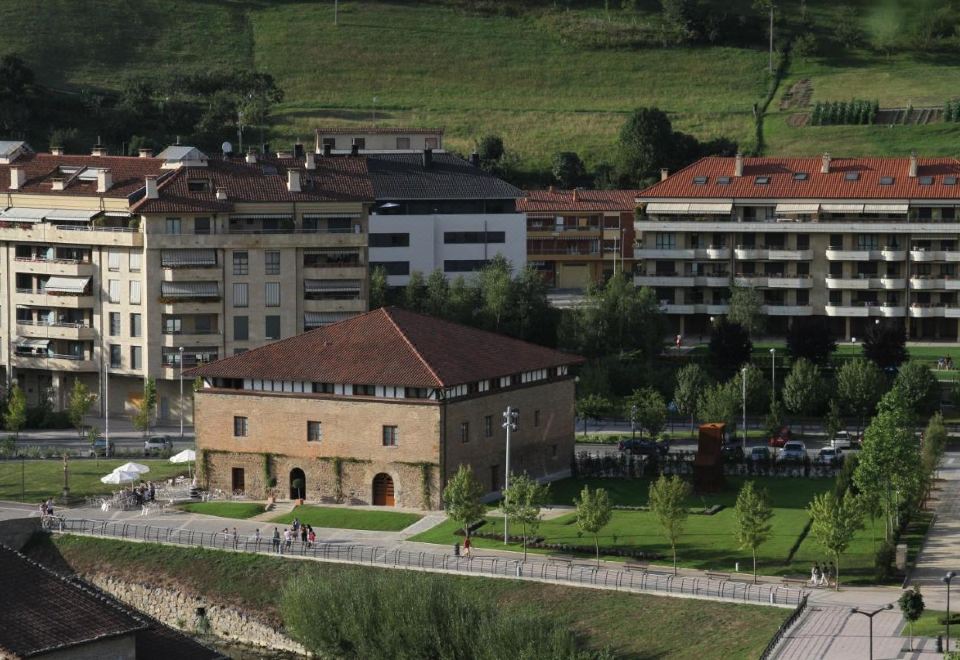 hotel overview picture