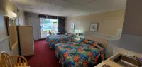 Shangri-La Motel