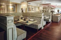 Ararat All Suites Hotel Klaipeda Hotel di Klaipeda