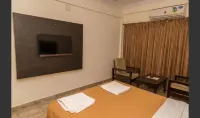 斯利拉姆公寓飯店
