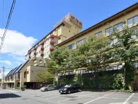 Hotel Suimeikan Hotels near Yudanaka Station