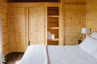 Paradise Valley Cabin by Chico and Yellowstone Park!