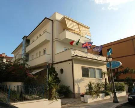 ホテル マヨール スペルロンガのホテル