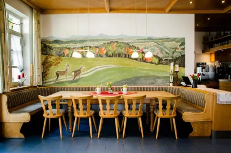 Wallfahrts-Gaststätte Heilbrünnl Отели в г. Бренберг