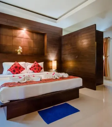 ห้องดีลักซ์ เตียงใหญ่ 1 เตียง